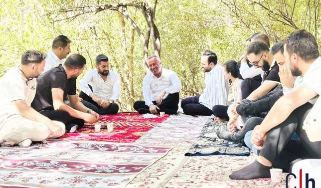 AK Parti Hakkari Teşkilatından Doğa Gezisi