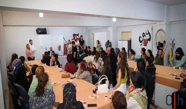 Çukurca'da Sosyal Hizmetler ve Eğitim Projeleri İleriye Taşınıyor