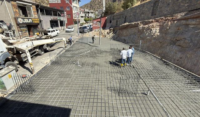 Çukurca Belediyesi Durmak Bilmiyor