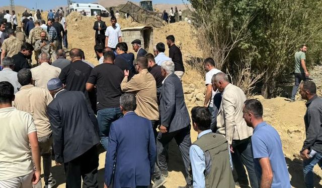 Hakkari'de 21 Yaşındaki Kepçe Operatörü Arslan Hayatını Kaybetti