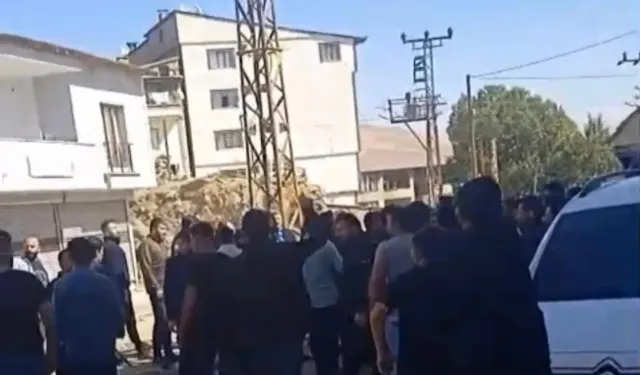 Yüksekova'da bıçaklı saldırının ardından çarşı merkezi karıştı