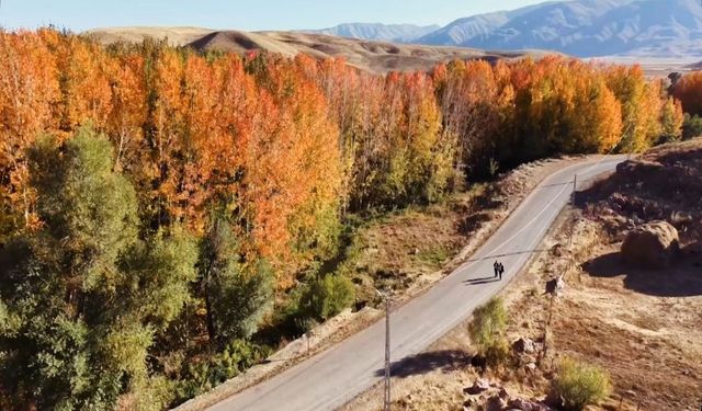 Hakkari’de Doğanın En Güzel Hali, Gören Dönüp Bir Daha Bakıyor!