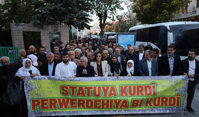Kürtçe İçin Statü ve Anadilde Eğitim Talebi: “En Temel Hakkımız”