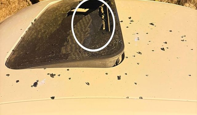 Hakkari'de Park Halindeki Araca Zarar Verildi: Vatandaş Şaşkın