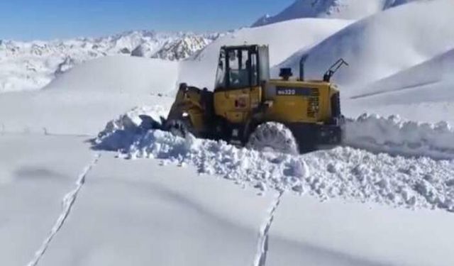 Faraşin Yaylası’nda Kar 1 Metreyi Aştı