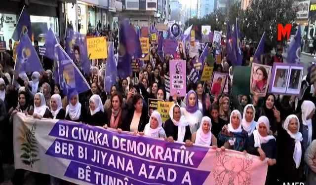 CANLI... Kadınlardan 25 Kasım yürüyüşü Başladı