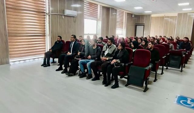 Hakkari'de Evlilik Kredisi Alan Çiftlere Eğitim Programı Düzenlendi