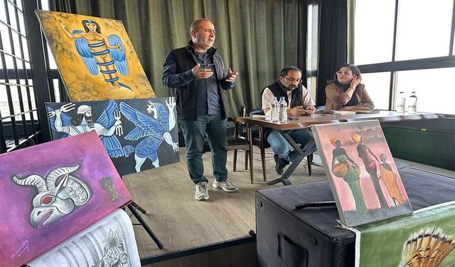 Yazar ve Ressam Hüseyin Özsoy, Hakkari'de Okurlarıyla Buluştu