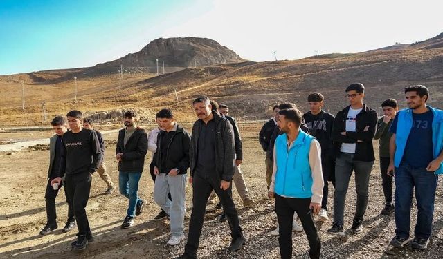 Hakkâri’de Gençlik Kampında Renkli Görüntüler