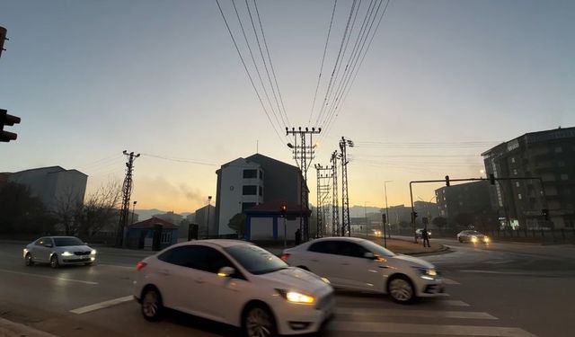 Hakkari'de Her Gün Binlerce Öğrencinin Kullandığı Yolda Büyük Tehlike!