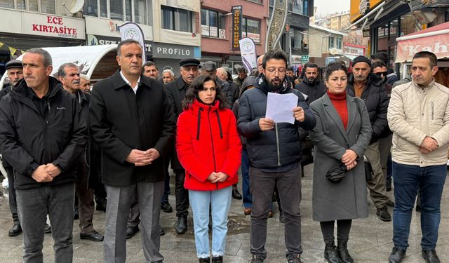 DEM Parti’den Ekonomik Krize Karşı Basın Açıklaması