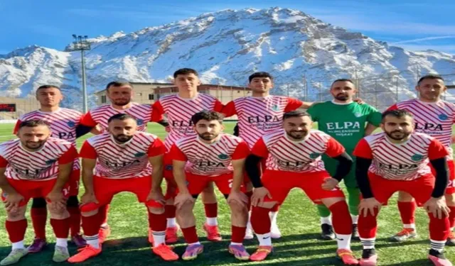 Durankaya Spor, Hakkari Gençlerbirliği’ni Gol Yağmuruna Tuttu
