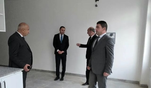 Müdür Yılmaz'dan Yüksekova Farabi Anadolu Lisesi’nde İnceleme