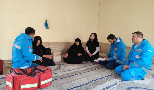 Sınırda Şefkat Nöbeti: Derecik’te Sağlık Ekipleri Dağları Aşıyor