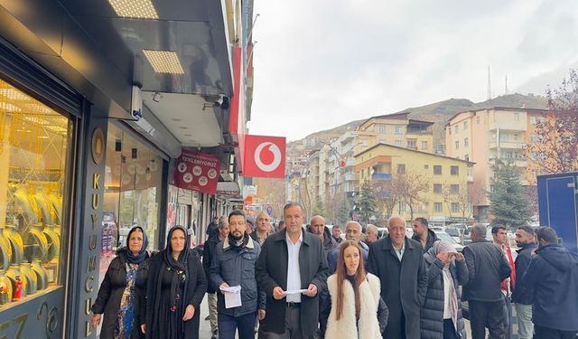 DEM Parti Hakkâri İl Örgütün’den Esnaf Ziyareti