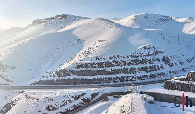 Eksi 25 Derecede Kartpostallık Manzara: Dilimli Barajı Dondu