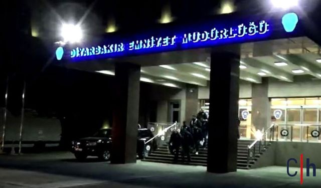 Diyarbakır İl Emniyet Müdürlüğü’ne Patlayıcı Saldırı