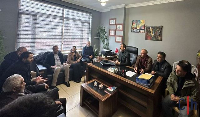 DEM Parti Heyetinden Şemdinli Esnaf ve Sanatkârlar Odası’na Ziyaret