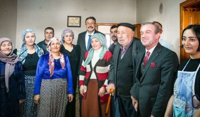 Vali Ali Çelik: “Vatandaşın Talebi Önceliğimizdir”