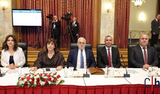 DEM Parti’den “Komisyon Raporu Tamamlandı” Haberlerine Yalanlama