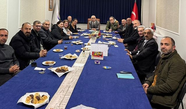 Hakkâri Emek ve Demokrasi Platformu’ndan Yüksekova’daki esnaf odalarına ziyaret