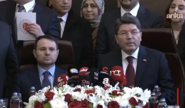 Yılmaz Tunç Adalet Bakanlığını Akın Gürlek'e devretti