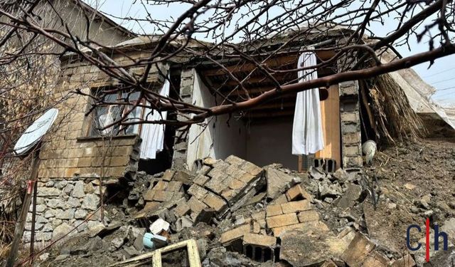 Hakkâri’de Yağış Felaketi: Toprak Kayması Evi Yıktı