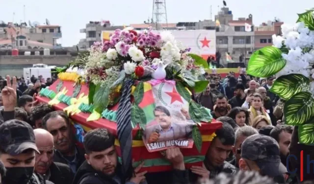 Kobani’de On Binler Salih Müslim’i Uğurladı