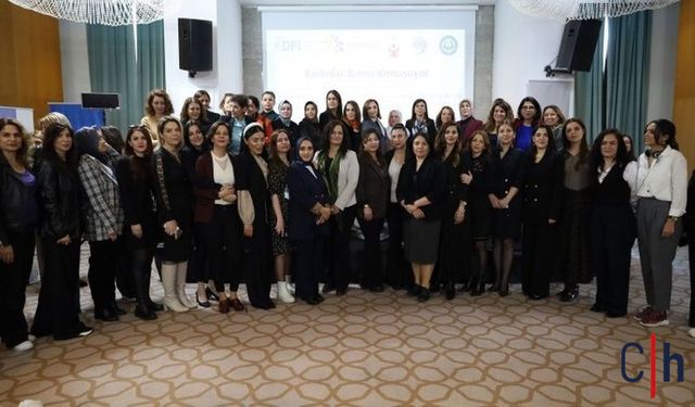 “Kadınlar Barışı Konuşuyor” Panelinde Barışın İnşasında Kadın Vurgusu