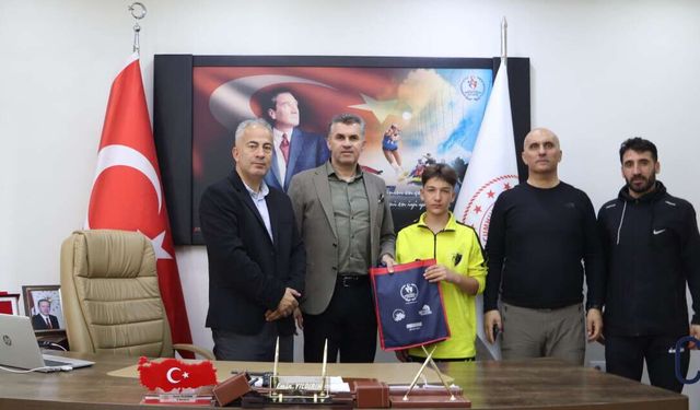 Hakkâri’den Millî Takıma: Arjin Rodi Noyan Gururu