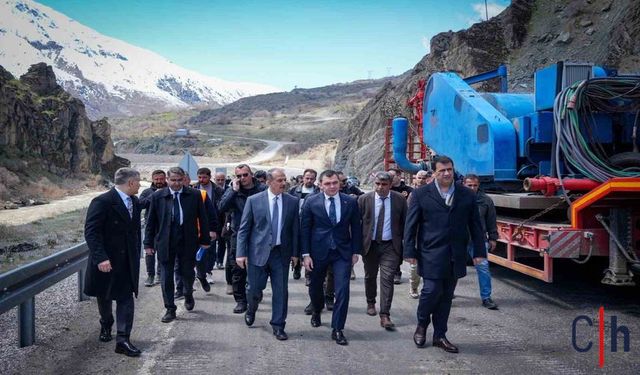 Vali Taşyapan heyelan bölgesinde inceleme yaptı