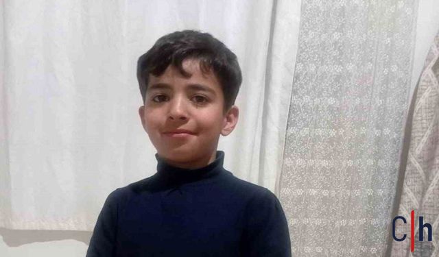 Hakkari'de dereye düşen çocuk için arama çalışması başlatıldı