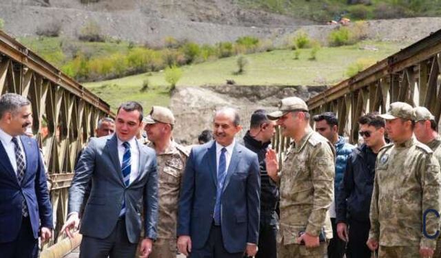 Vali Taşyapan: TSK Heyelan Bölgesinde Gece Gündüz Çalışıyor
