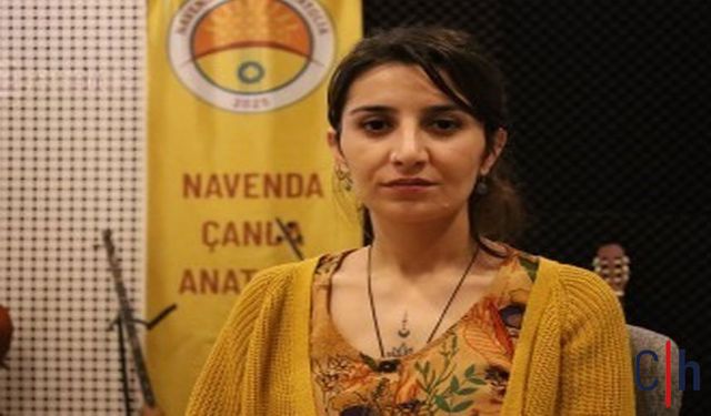 Kasetlerden Kültür Merkezine Uzanan Yolculuk: Genç Dengbêj Felek Acet Geleneğin İzini Sürüyor
