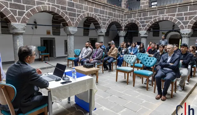 Hakkâri’de Müzeler Haftası’nda “Kent Hafızası” Buluşması