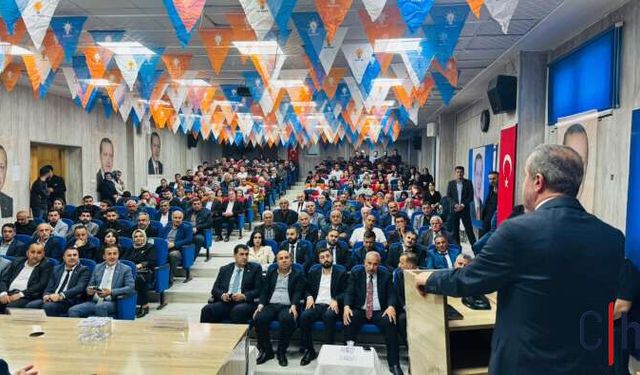 AK Parti Hakkari’de Genişletilmiş Danışma Meclisi Toplantısı Düzenledi