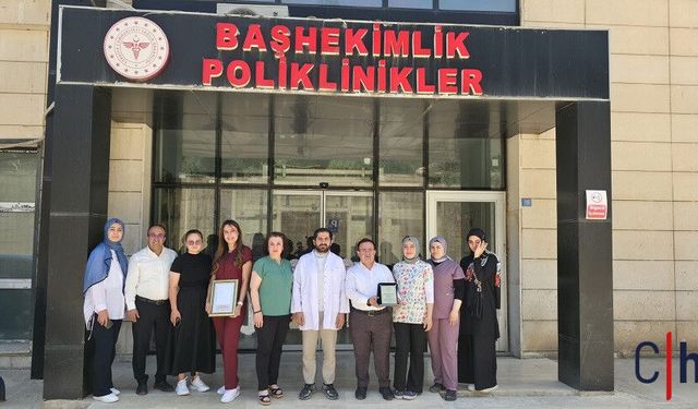 Derecik Devlet Hastanesi’ne “Bebek Dostu Hastane” yolunda anlamlı ödül