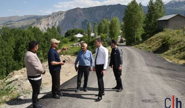 Akçalı Köyü Yoluna Sıcak Asfalt, Çocuklara Oyun Parkı Müjdesi