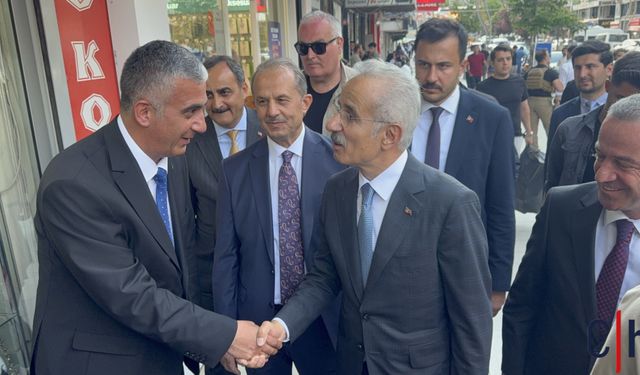 Bakan Uraloğlu’na Esnaftan Berçelan ve Van Alternatif Yol Talebi
