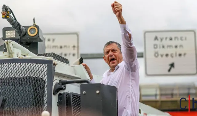 CHP’de ‘Yeni Parti’ İddiası Gündemde: Özgür Özel Cephesinde Kritik Bekleyiş