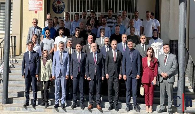 Talim ve Terbiye Kurulu Başkanı Cem Gençoğlu Hakkâri'de Okul Müdürleriyle Buluştu