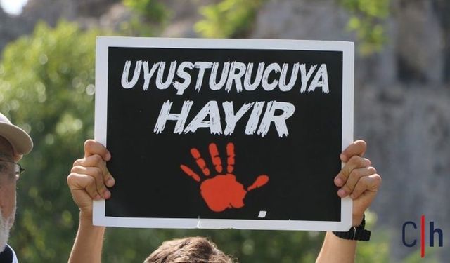 9 Yıldır Oğlunu Bağımlılıktan Kurtarmaya Çalışıyor: "Bir İğne 20 Bin Lira"