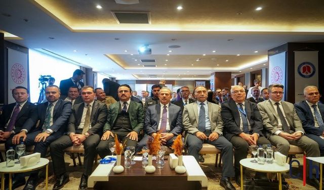 Hakkâri Sınır Lojistik Merkezi Çalıştayı Başladı: Bölgesel Ticaret İçin Kritik Adım