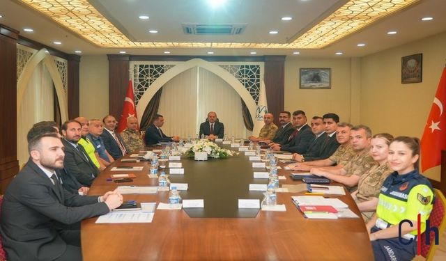 Hakkari'de Çeşitli Suçlardan 404 Kişi Yakalandı