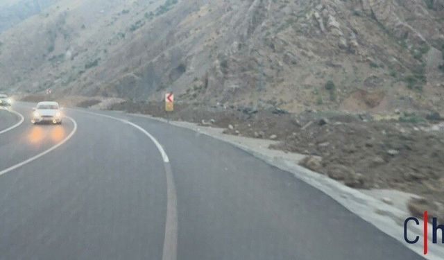 Hakkâri'de Hafriyat Tepkisi: "Yol Güvenliği ve Zap Suyu Tehlike Altında"