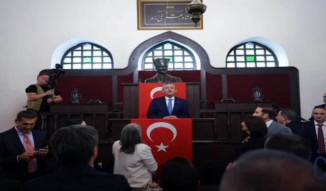 Özgür Özel CHP’den Ayrıldı, 91 Milletvekiliyle Yeni Parti’yi Kurdu
