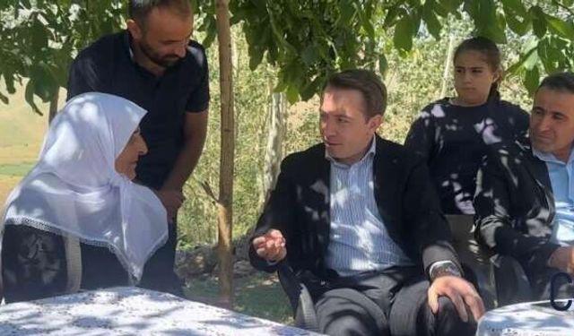 Uçurumda Telef Olan İneğin Yerine 12 Büyükbaş Hayvan Desteği