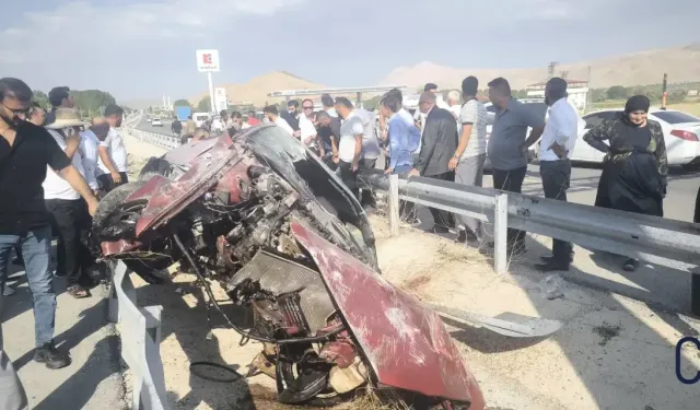Van-Hakkâri Karayolunda Acı Kaza: Çukurcalı Yunus Deniz Hayatını Kaybetti