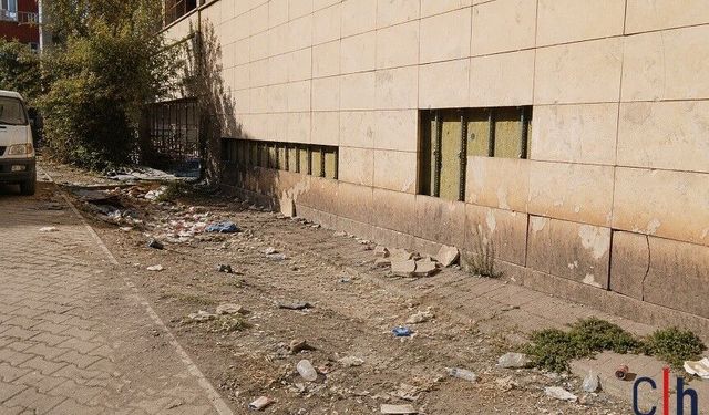 Belediye Halk Pazarı’nda Bakımsızlık Tepkisi
