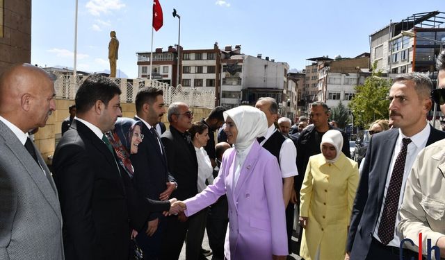 Aile ve Sosyal Hizmetler Bakanı Göktaş Hakkâri’de
